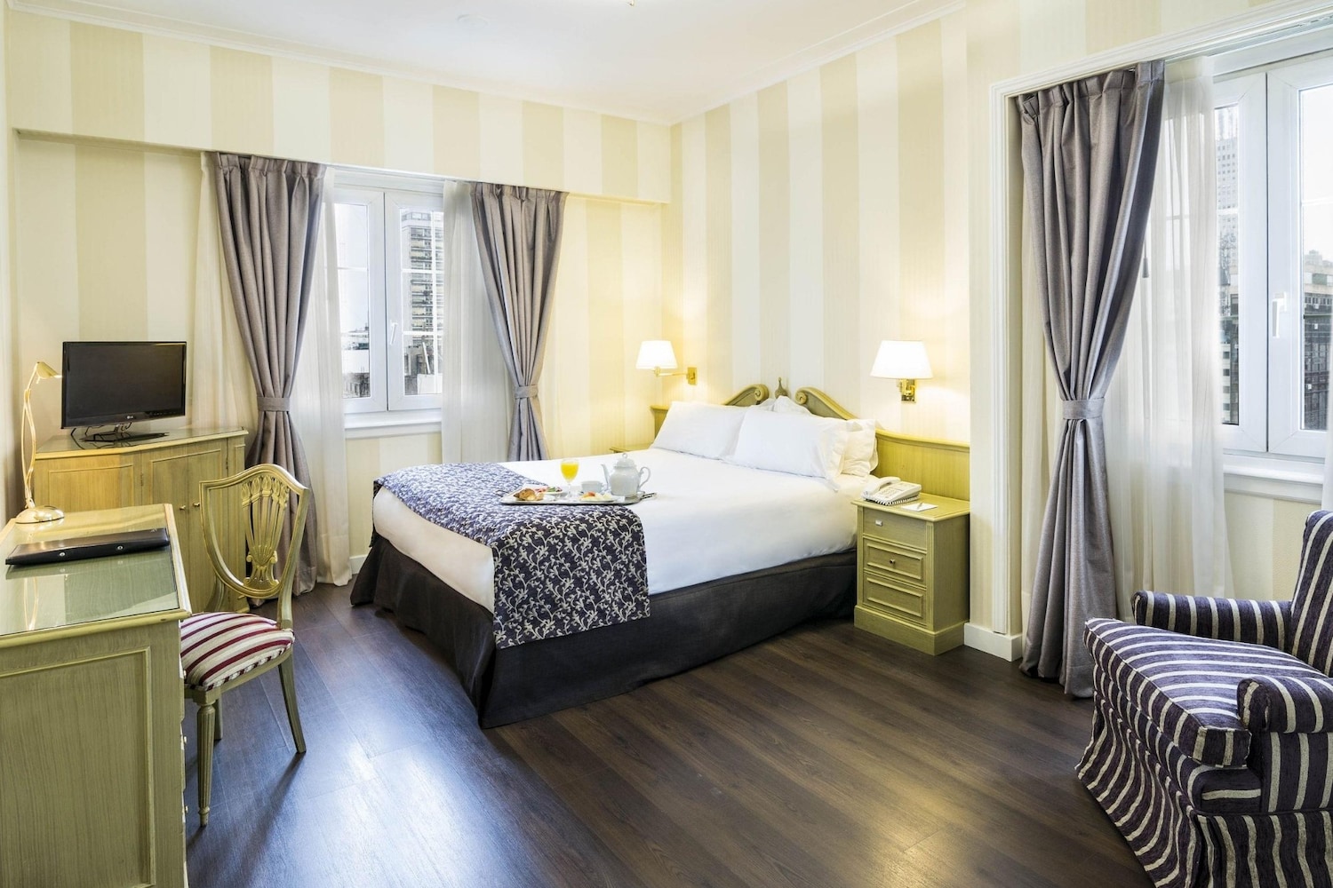 Claridge Hotel