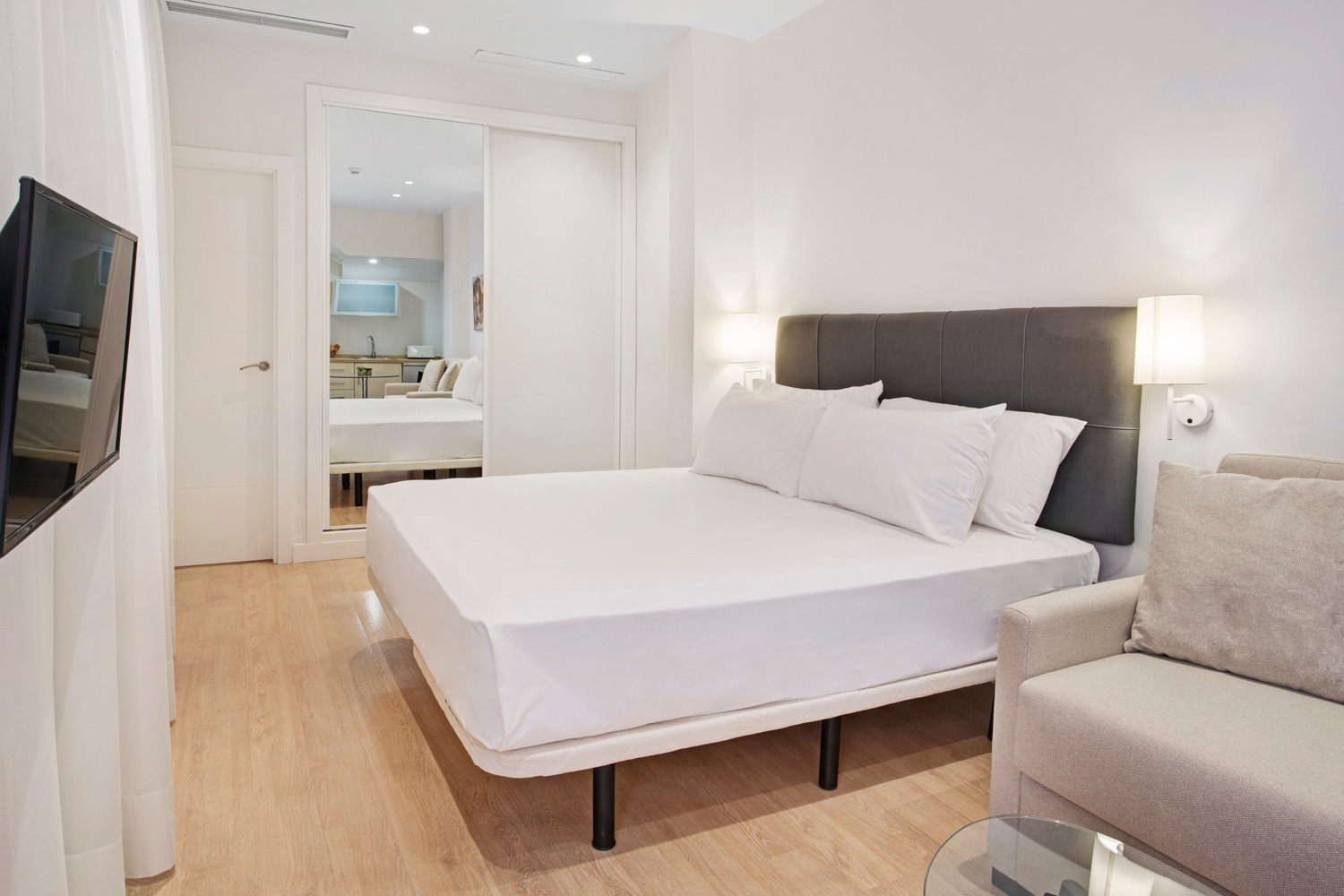 Apartamentos Metrópolis